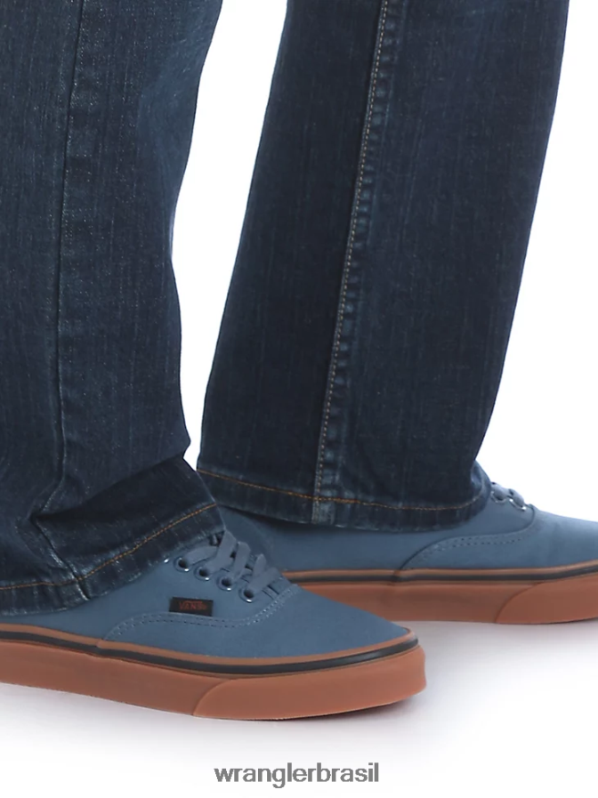 Wrangler jeans clássico de ajuste reto cinco estrelas (husky) luar azul (5schwm2) Rapazes roupas 00LN6N972